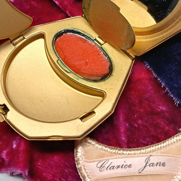 Clarice Jane Compact - Picture 5 of 8